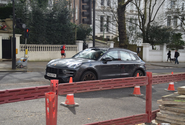 Porsche 95B Macan Turbo MkI