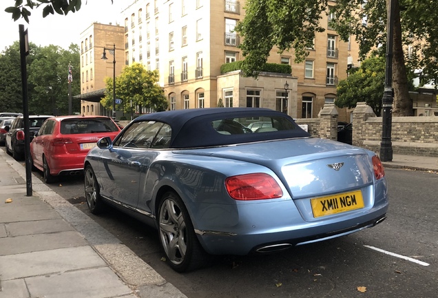 Bentley Continental GTC 2012