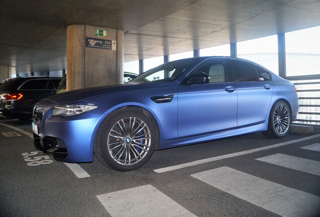 BMW M5 F10 2011