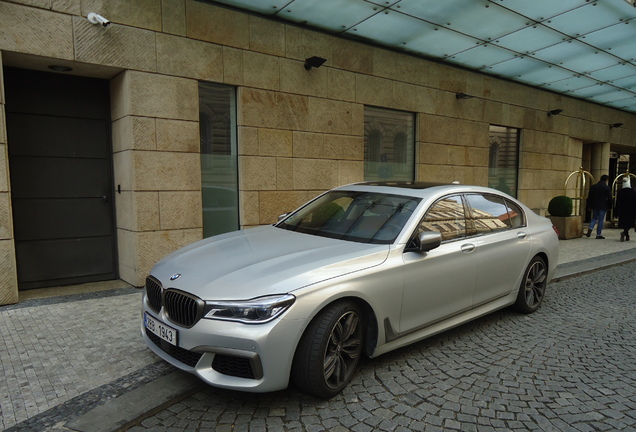 BMW M760Li xDrive