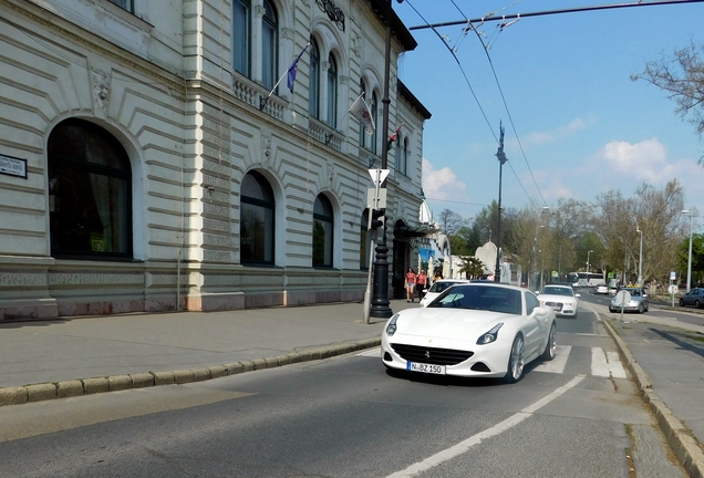 Ferrari California T