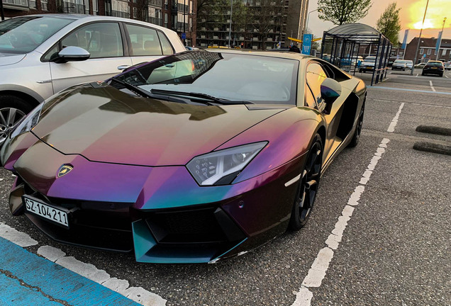 Lamborghini Aventador LP700-4