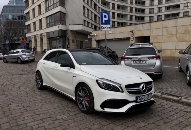 Mercedes-AMG A 45 W176 2015