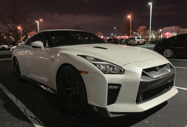 Nissan GT-R 2017