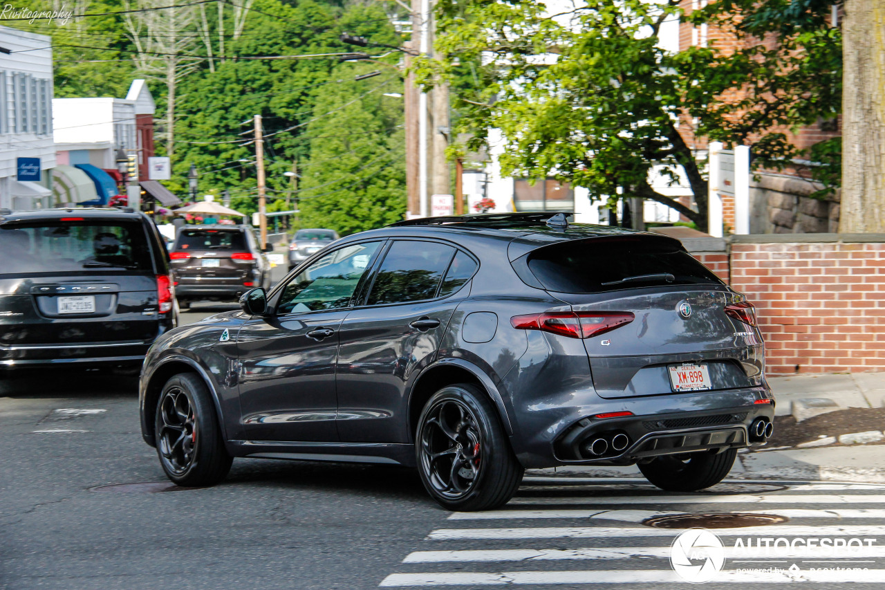 Alfa Romeo Stelvio Quadrifoglio