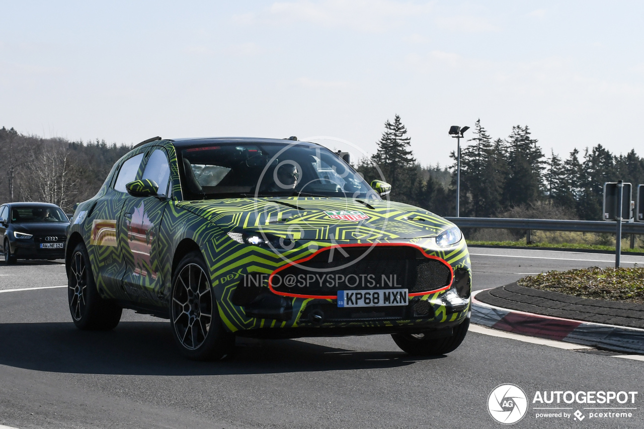 Aston Martin DBX