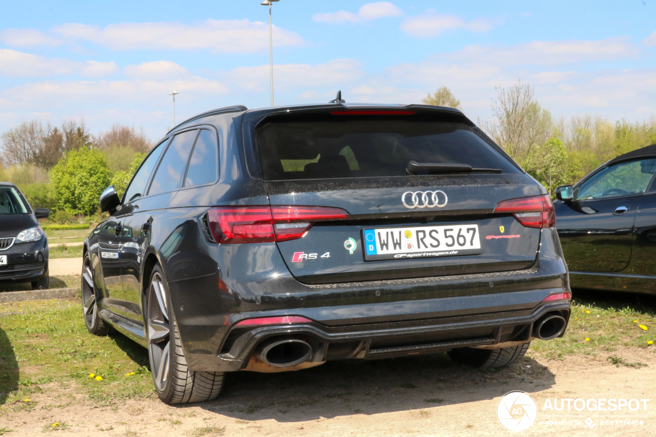 Audi RS4 Avant B9