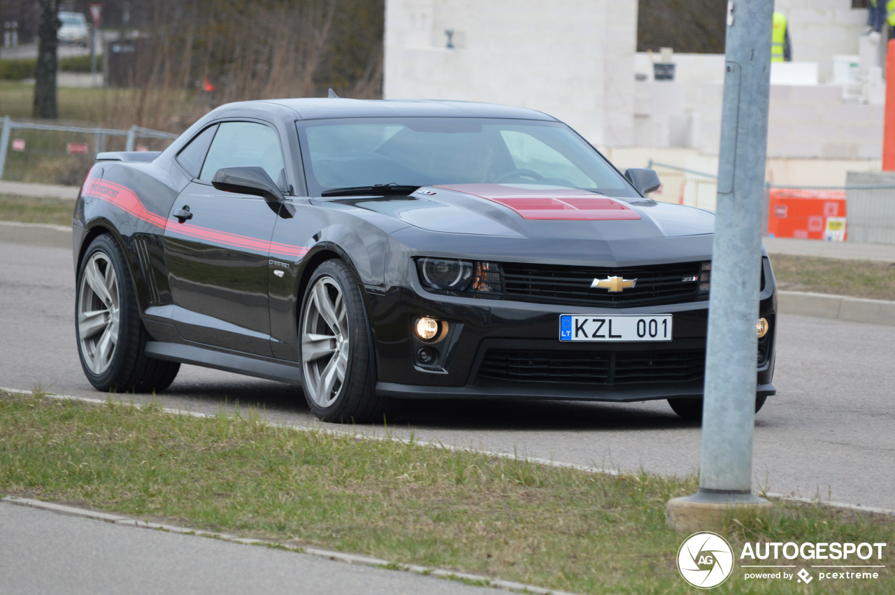 Chevrolet Camaro ZL1 2014