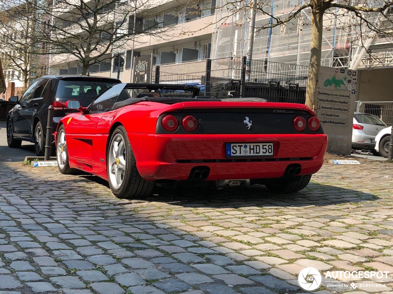 Ferrari F355 Spider