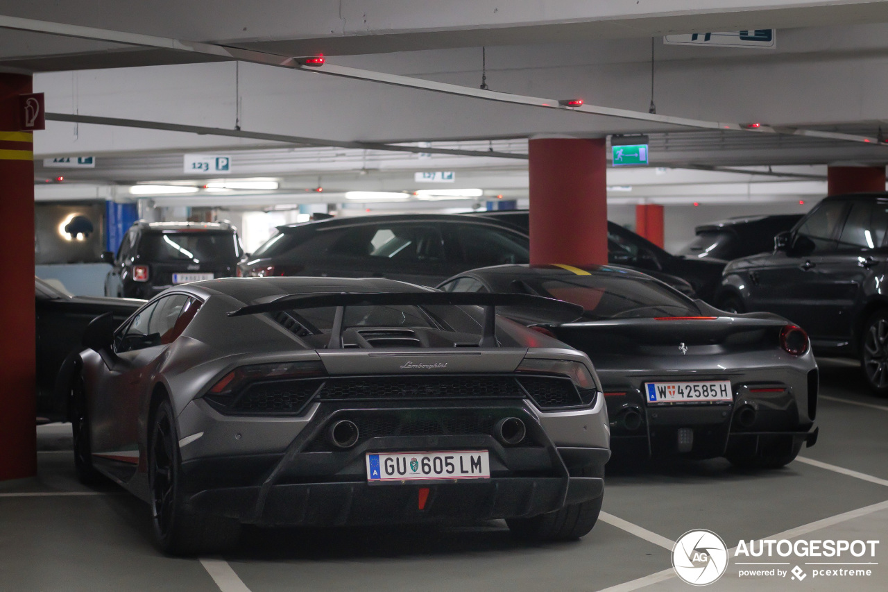 Lamborghini Huracán LP640-4 Performante