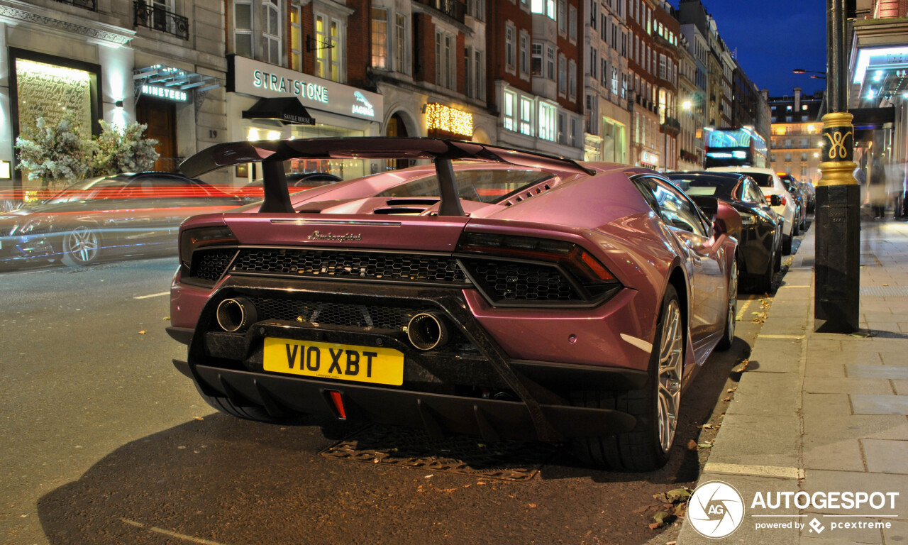 Lamborghini Huracán LP640-4 Performante