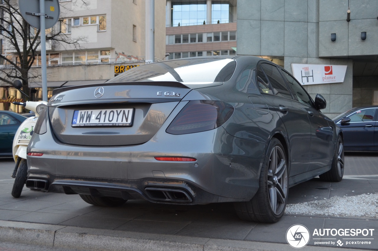 Mercedes-AMG E 63 S W213