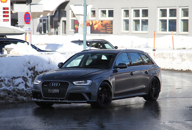 Audi RS4 Avant B8