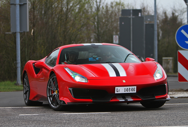 Ferrari 488 Pista