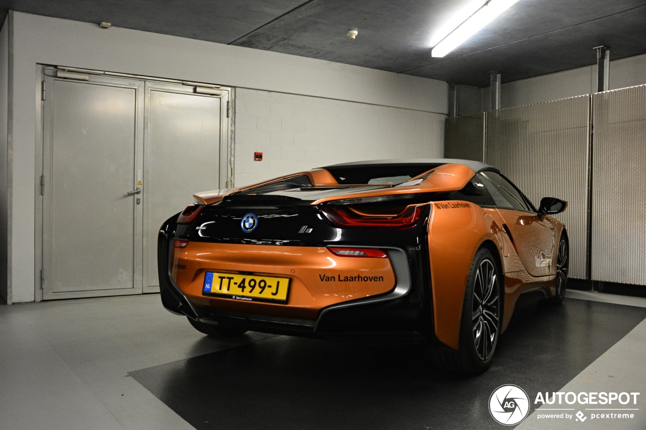 BMW i8 Roadster