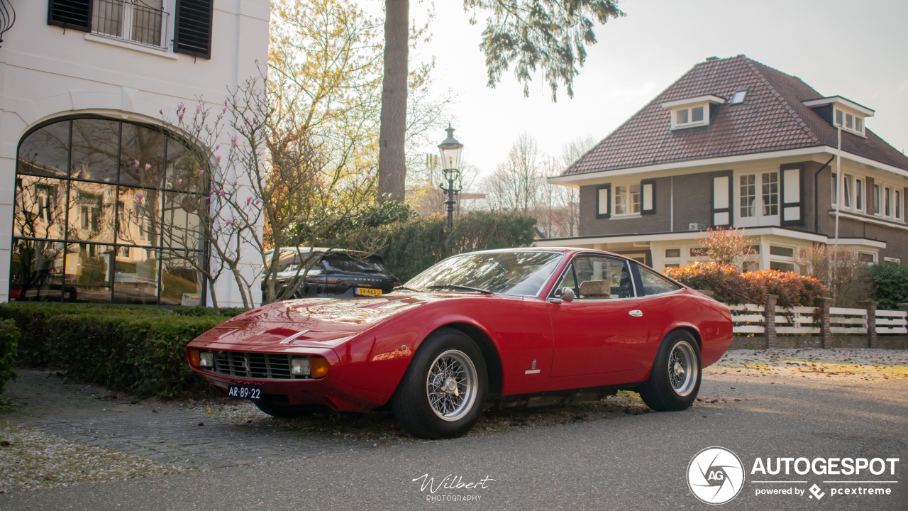 Ferrari 365 GTC/4