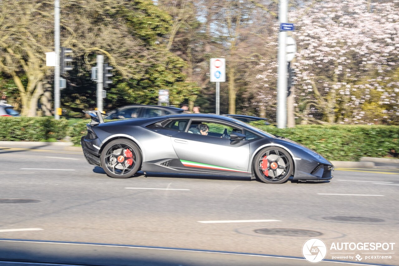 Lamborghini Huracán LP640-4 Performante