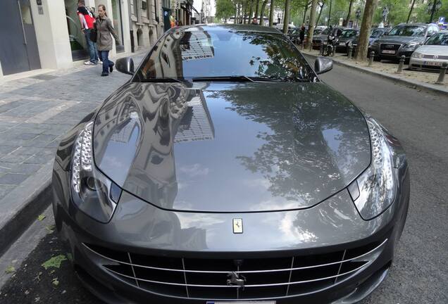 Ferrari FF