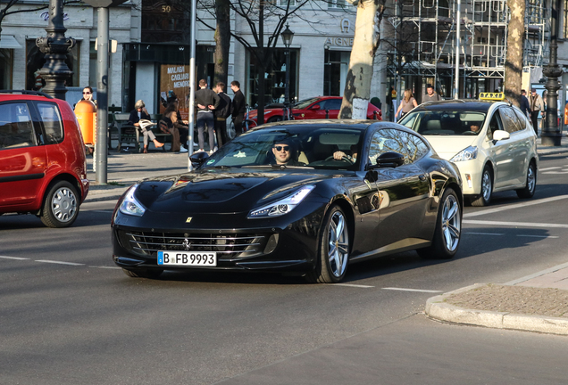 Ferrari GTC4Lusso