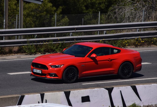 Ford Mustang GT 2015