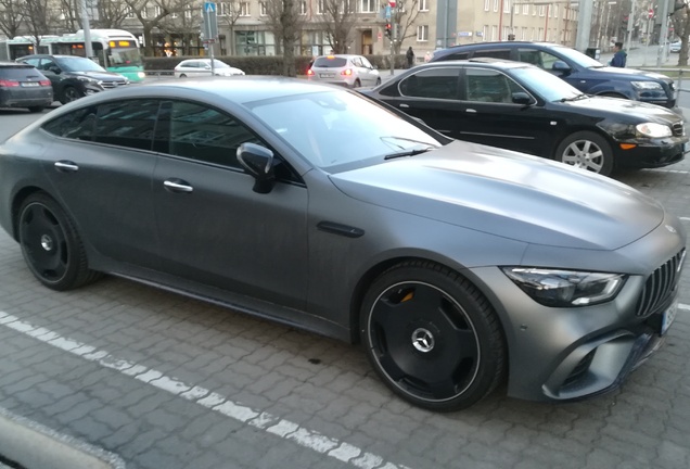 Mercedes-AMG GT 63 S X290