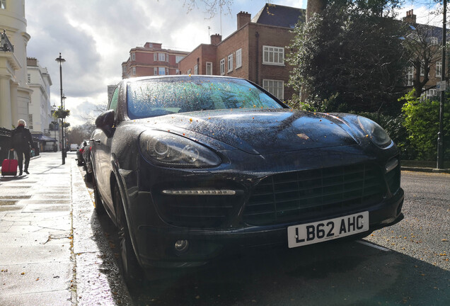 Porsche 958 Cayenne GTS