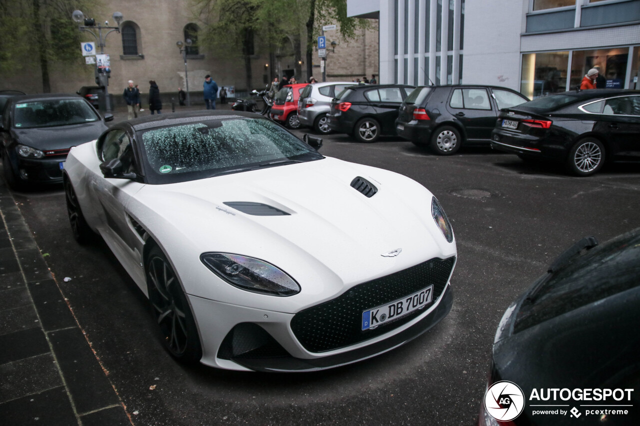 Aston Martin DBS Superleggera