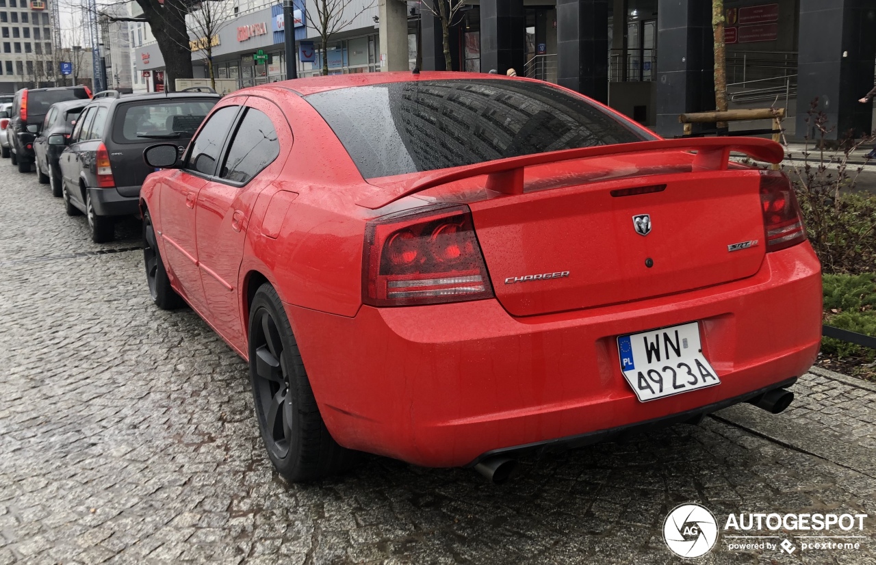 Dodge Charger SRT-8