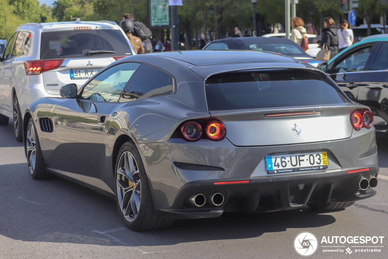 Ferrari GTC4Lusso T