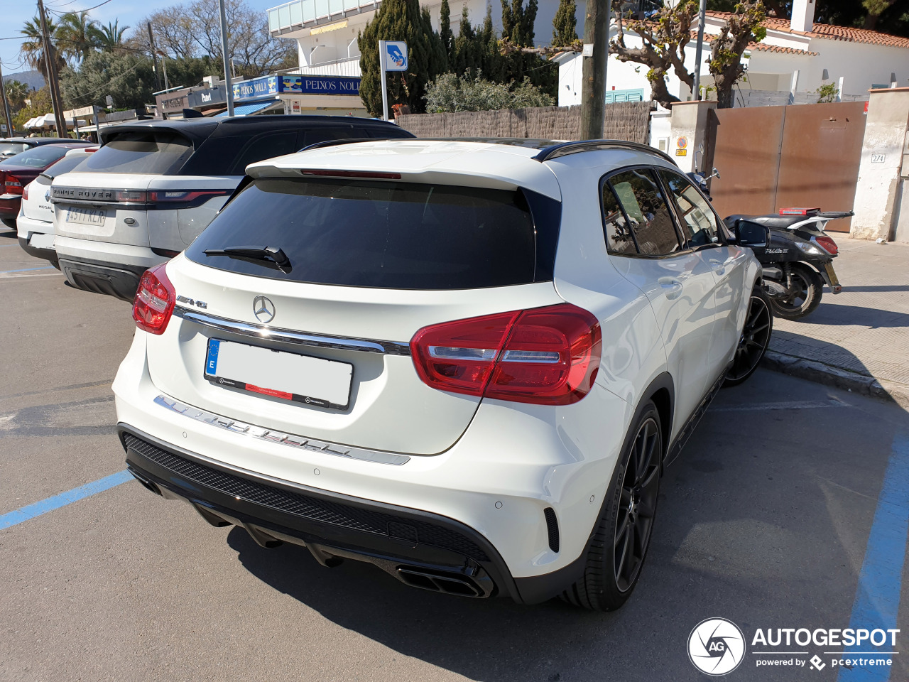 Mercedes-AMG GLA 45 X156