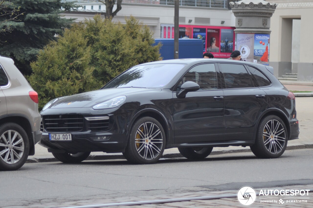 Porsche 958 Cayenne Turbo S MkII