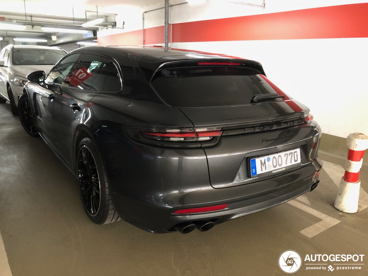 Porsche 971 Panamera Turbo Sport Turismo