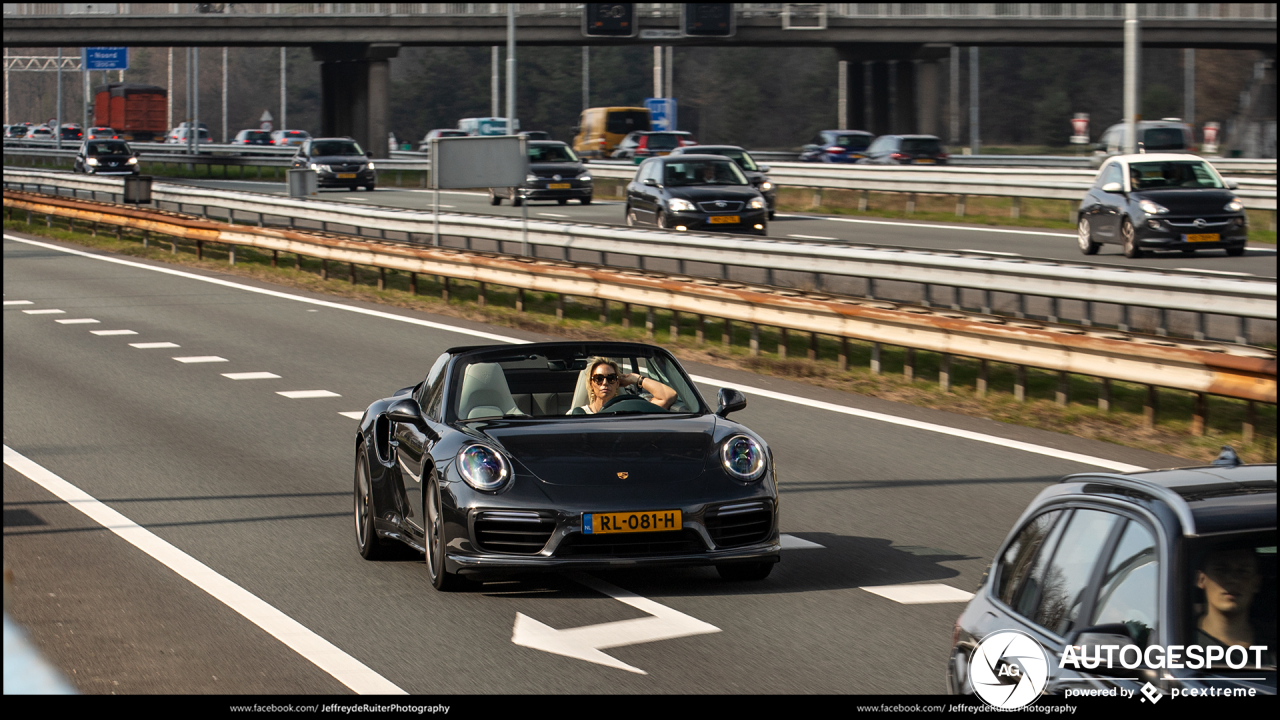 Porsche 991 Turbo S Cabriolet MkII