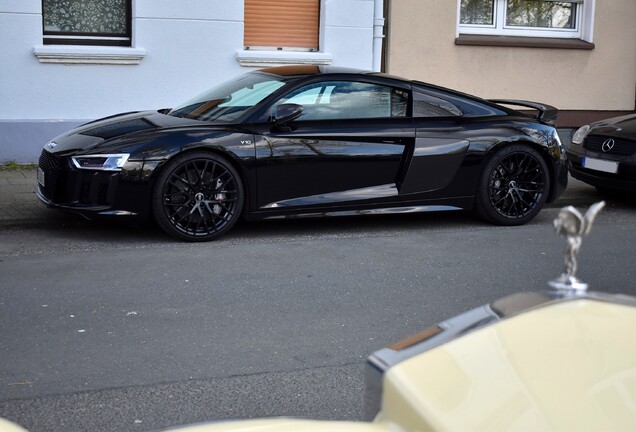 Audi R8 V10 Plus 2015