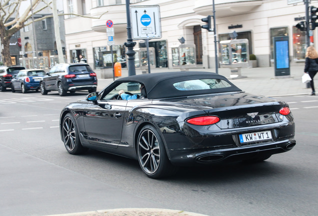 Bentley Continental GTC 2019