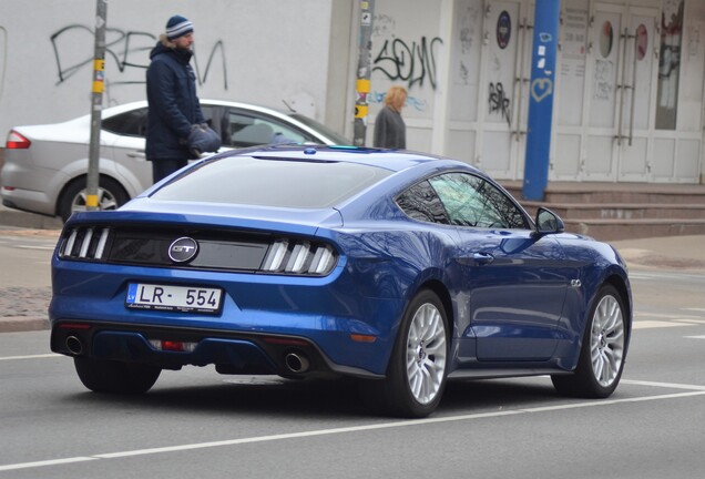 Ford Mustang GT 2015