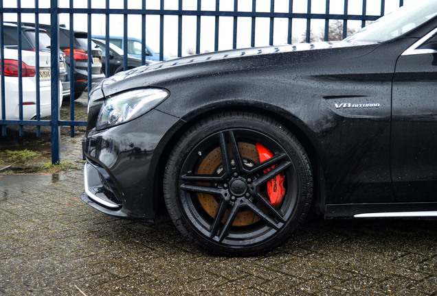 Mercedes-AMG C 63 S W205