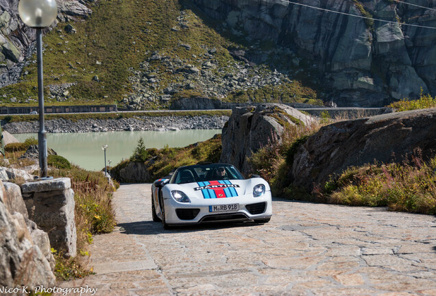 Porsche 918 Spyder Weissach Package