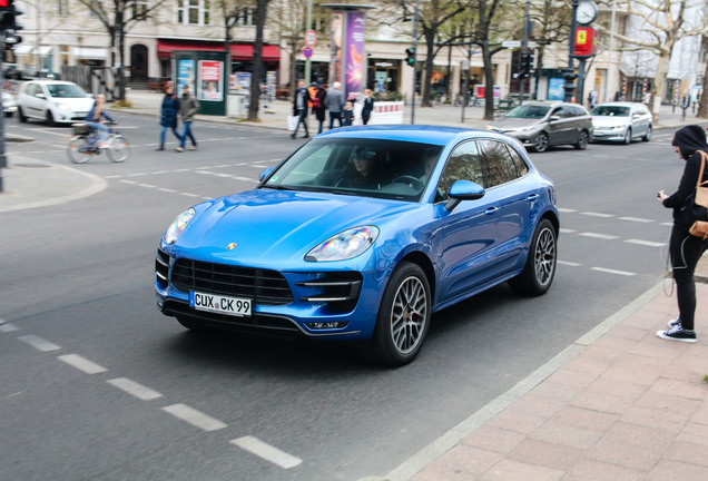 Porsche 95B Macan Turbo