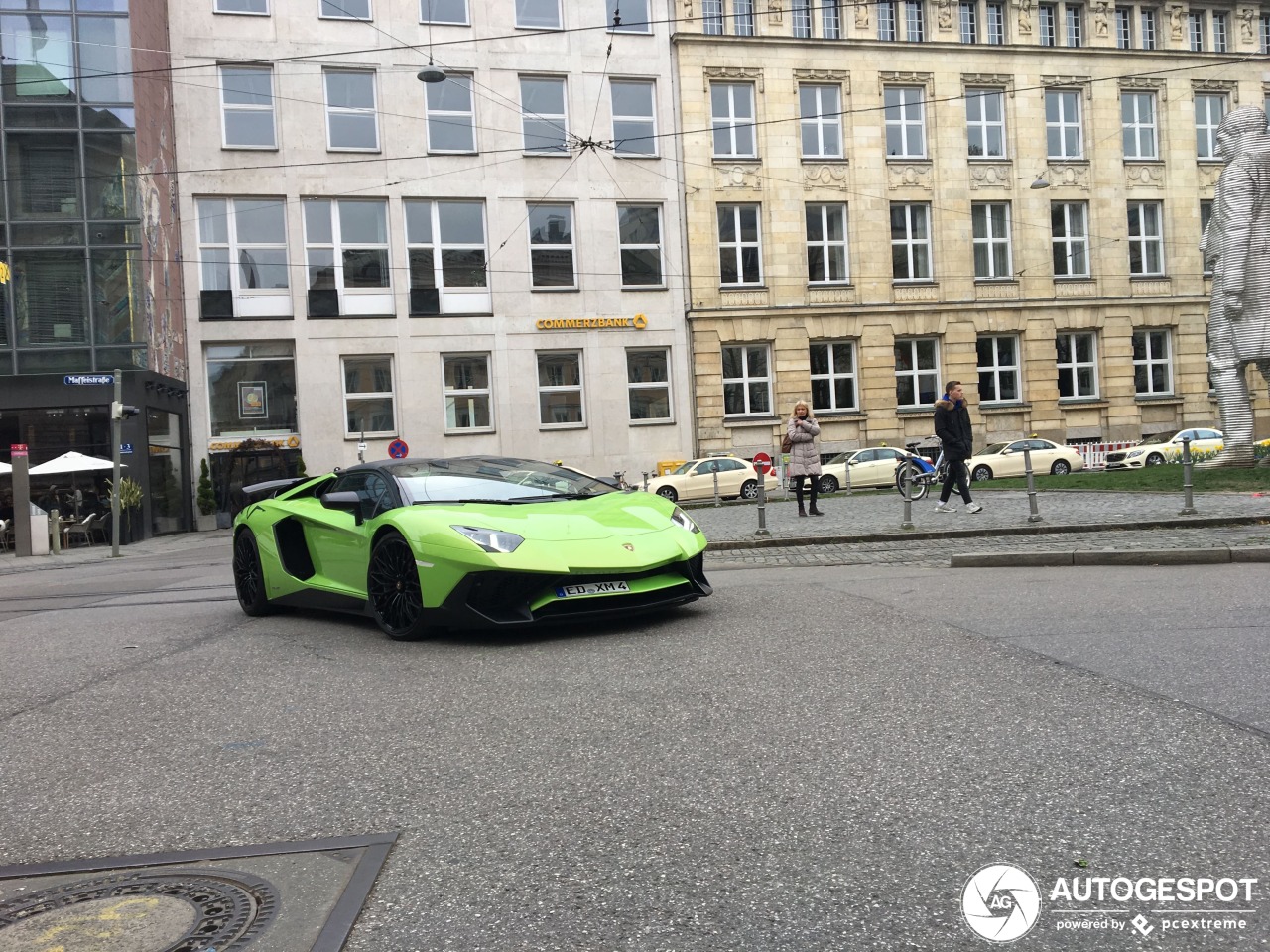 Lamborghini Aventador LP750-4 SuperVeloce Roadster