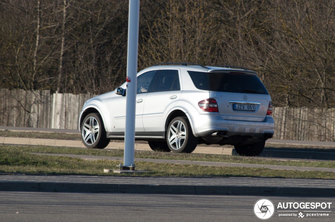 Mercedes-Benz ML 63 AMG W164