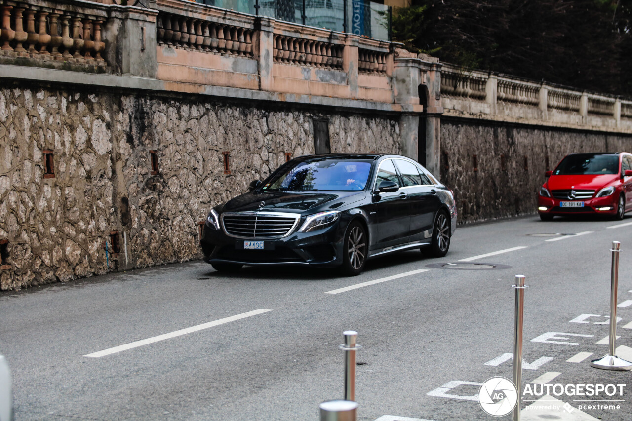 Mercedes-Benz S 63 AMG V222