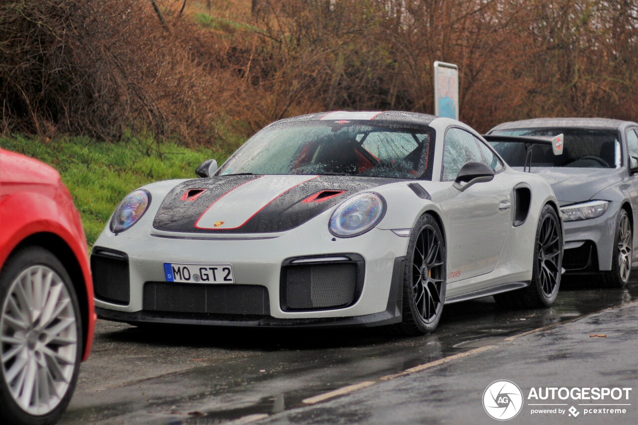 Porsche 991 GT2 RS Weissach Package