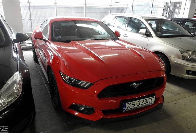 Ford Mustang GT 2015