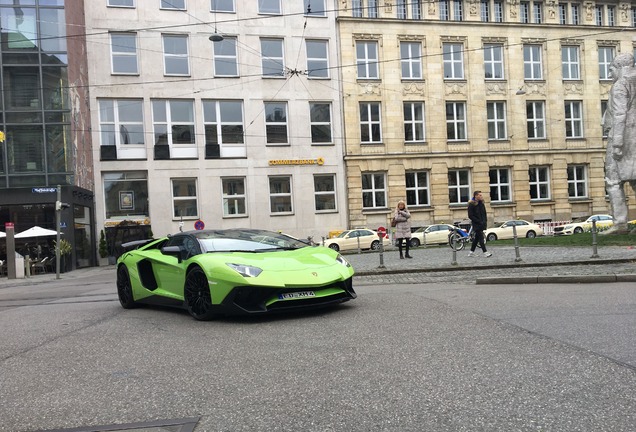 Lamborghini Aventador LP750-4 SuperVeloce Roadster