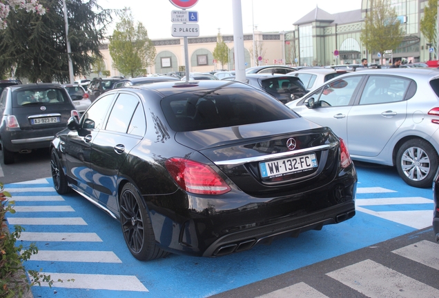 Mercedes-AMG C 63 S W205