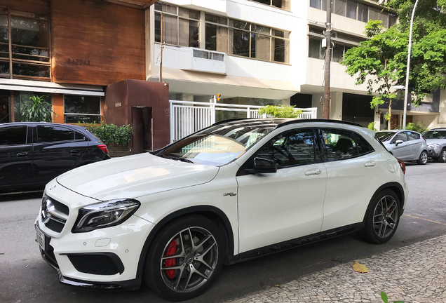 Mercedes-Benz GLA 45 AMG X156