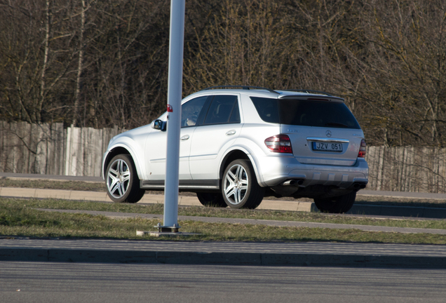 Mercedes-Benz ML 63 AMG W164