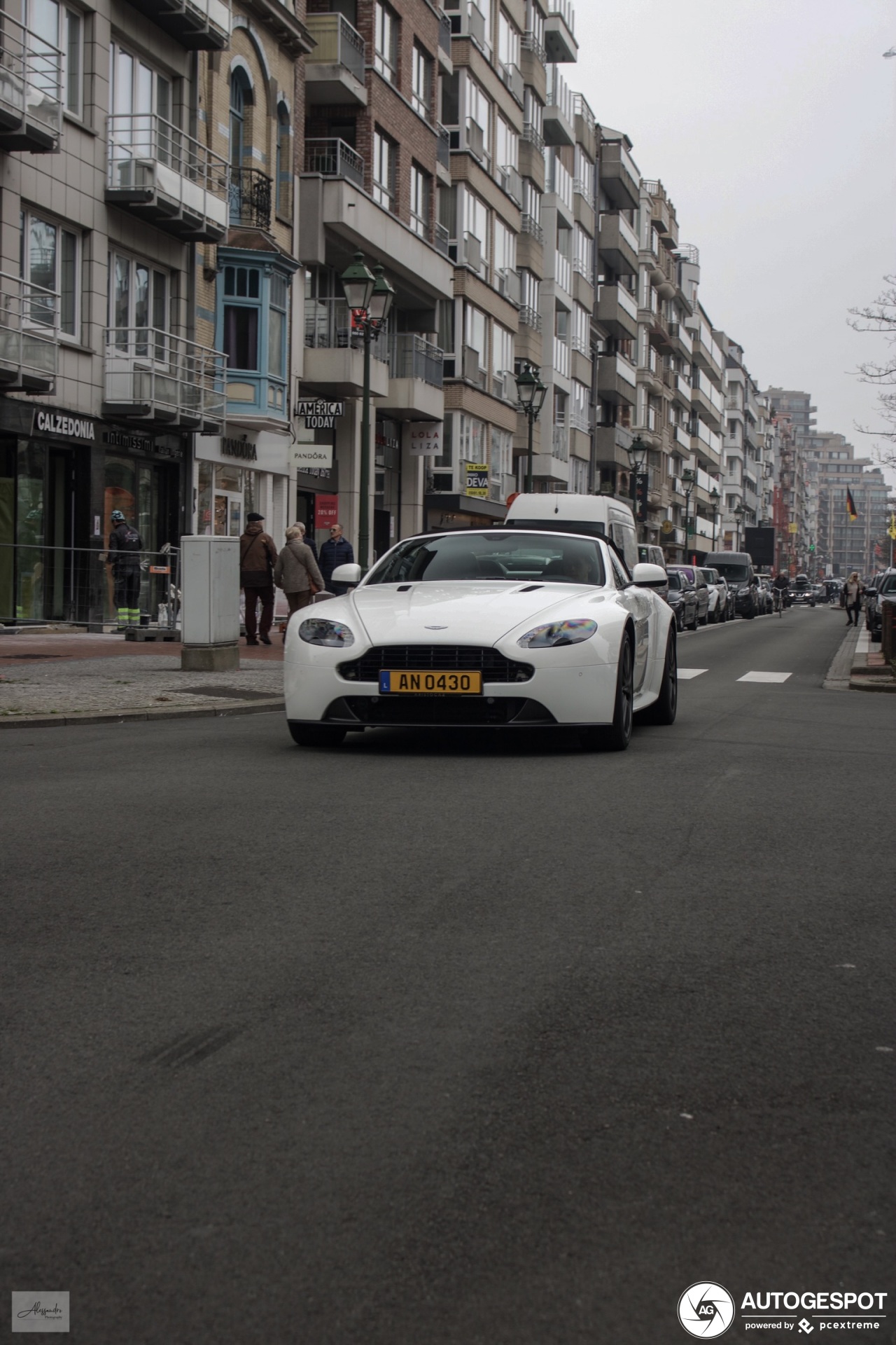 Aston Martin V8 Vantage N430 Roadster