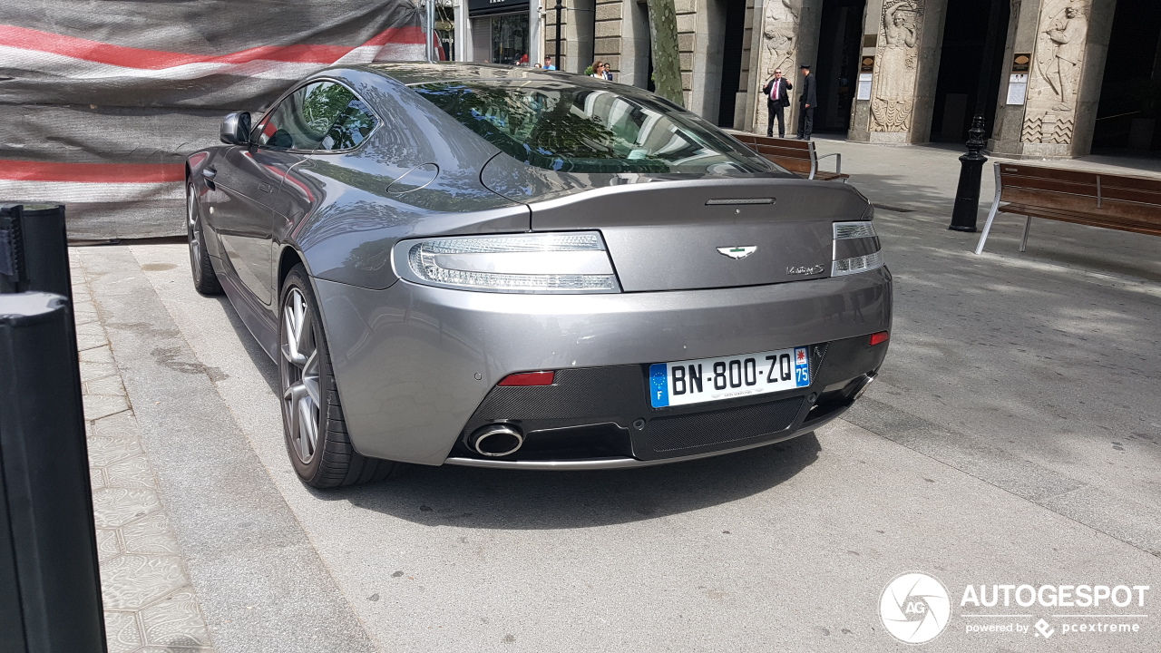 Aston Martin V8 Vantage S